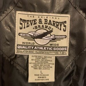 Norte Dame Fighting Irish Vintage Steve & Barry’s Football Jacket, size L